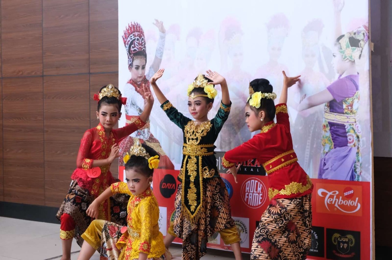 Ekspresi penari cilik